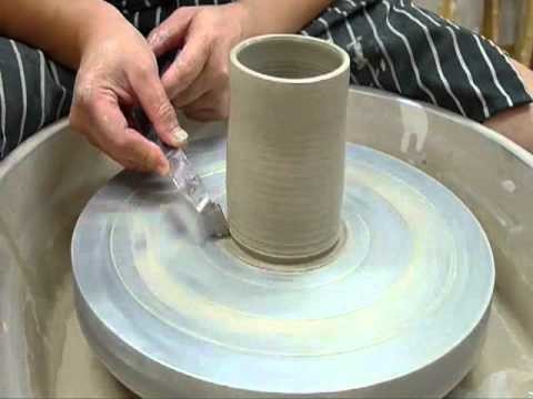 Wheel throwing for beginners 4.4 - Clay Craft Malaysia
