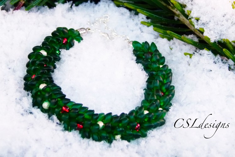 Christmas wreath beaded kumihimo bracelet | Christmas