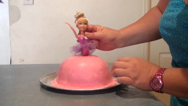 Easy DIY Cake Decor : Fondant princess cake