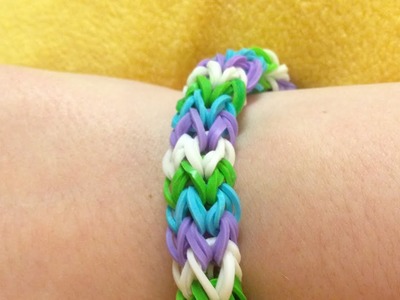 Make a Trendy Rubber Band Bracelet - DIY Crafts - Guidecentral