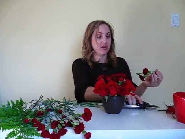 DIY Wedding Centerpiece - Red Roses & Carnations