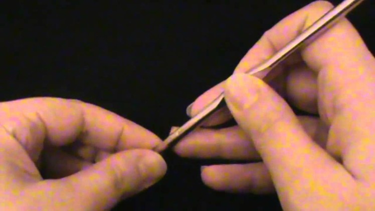 Video 1 - How to Hold your Crochet hook and create yarn tension