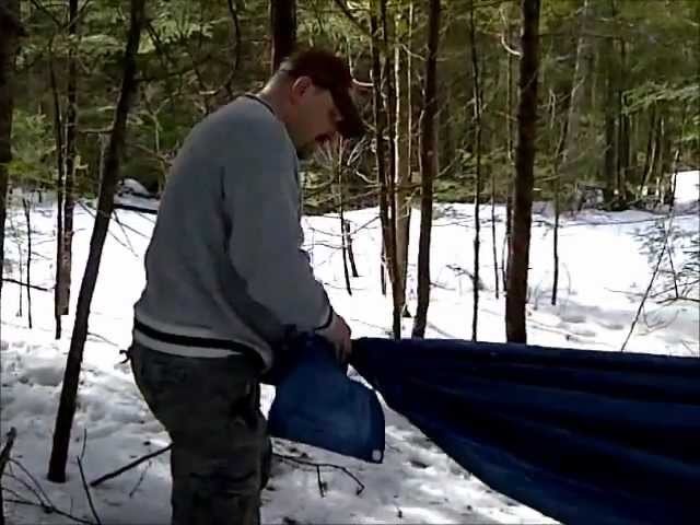 DIY pea pod tarp shelter tutorial