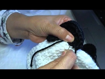 How to crochet a panda beanie - video 2
