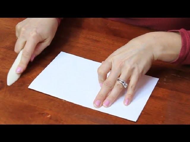 How to Make Smooth Folds on a Cover Stock : Paper Folding Projects