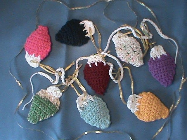 "How to Crochet. "Holiday Lights Garland"