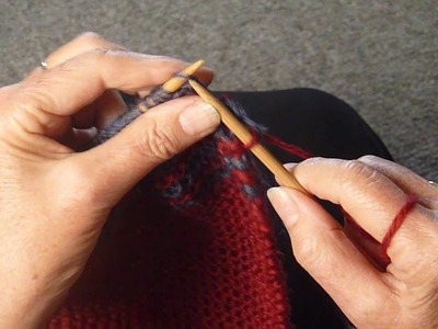 HOW TO KNIT A TWO ROW STRIPE