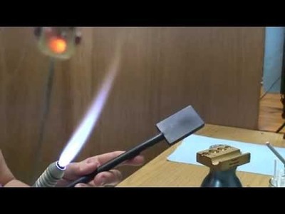 Lampwork bead tutorial ROBOT by eskiebeads