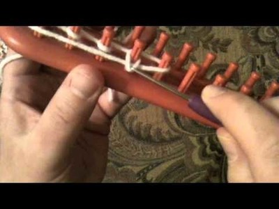 How to Loom Knit: Purl (p) Stitch