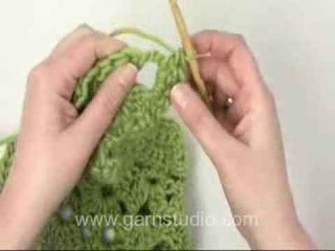 DROPS Crochet Tutorial: How to crochet a collar (0-998)