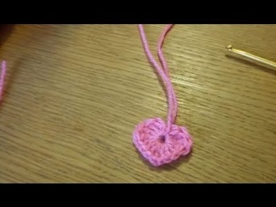 (Crochet) How To - Crochet a small Valentine heart