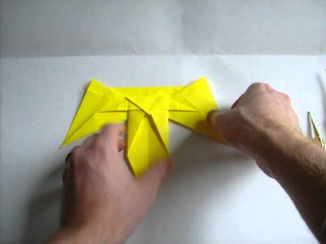 How to Make an Origami Naboo Starfighter from Star Wars Episode I