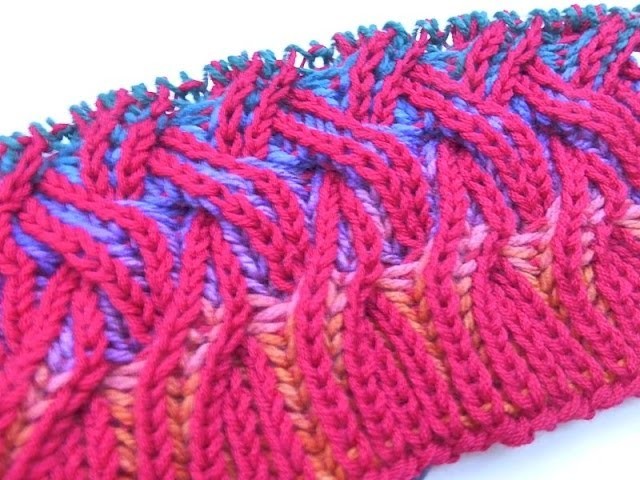 Knit with eliZZZa * Rainbow Cowl * Two Color Brioche Stitch with Cables