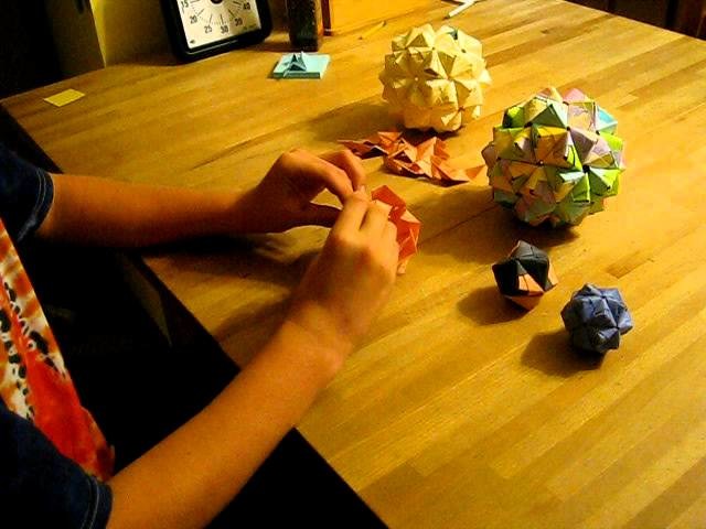 Origami Sonobe Ball: 30 unit