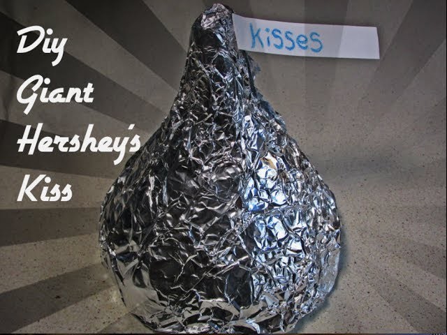 DIY Giant Hershey's Kiss | RiceKrispie Treat | Valentines Gift