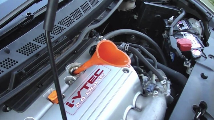 DIY: Oil change for 2007 Honda Civic Si