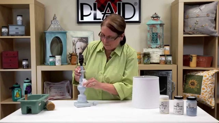 FolkArt Home Decor: Learn How To Create a Weathered Finish With Donna Dewberry
