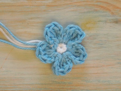 (crochet) How To Crochet a Mini Flower - Yarn Scrap Friday