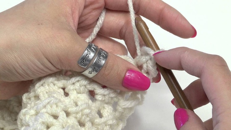 How to Crochet a Baby Blanket