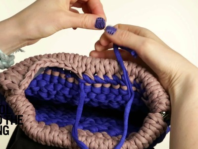 HOW TO KNIT: Sewing Up The Clutch Clasp