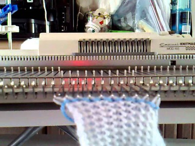 Joining A Shoulder Seam On The Knitting Machine (part 1)