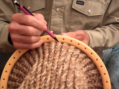 Knifty Knitter Hat, Beginner Tutorial, How to use the Knifty Knitter