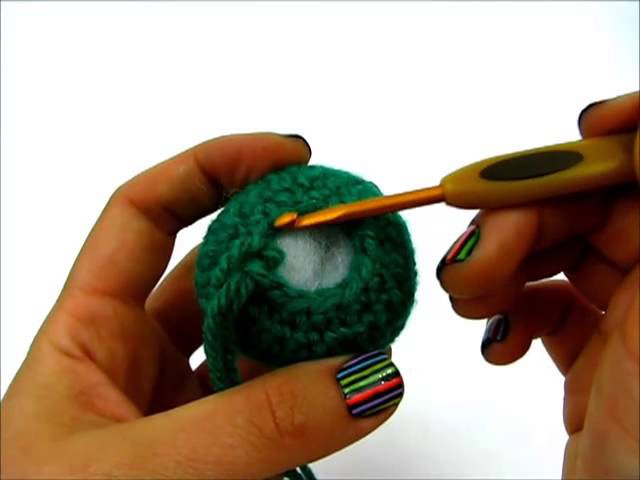 Learn how to crochet Amigurumi - Lesson 1 2.2