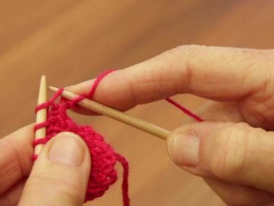 Make One Stitch (m1) - Deramores Knitting tutorial