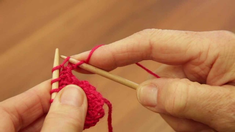 Make One Stitch (m1) - Deramores Knitting tutorial