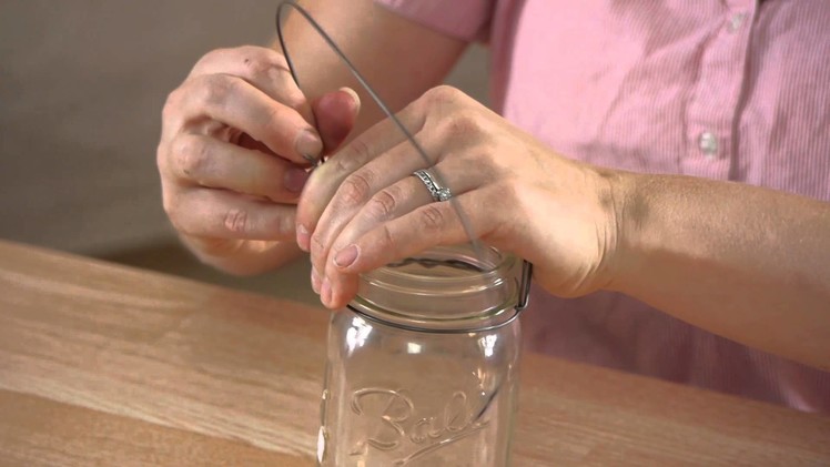 How to Hang Mason Jar Candles : Mason Jar Crafts & More