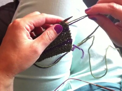 Knitting with 2 colors - Lavorare con 2 colori