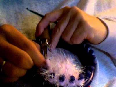 Loom Knit Kitty Head video #28.  a little "trick" to help you. 