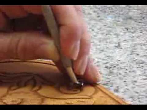 Using a Camouflage Stamp in Leatherwork ~ Leathercraft Tutorial ~ Basics of Leather Craft