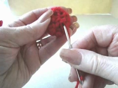 How to Crochet a Ladybug