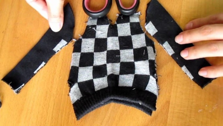 How to make doll outfit 16 Sweater