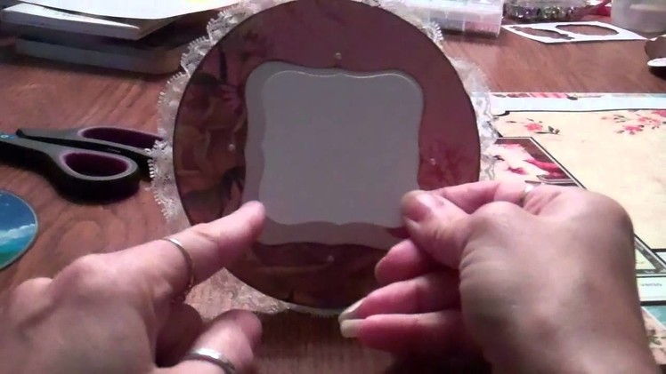 Picture frame using an old CD