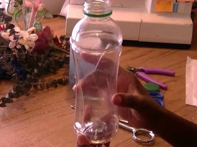 DIY Plastic Bottle Vase & Flower - Freestyle Friday #20