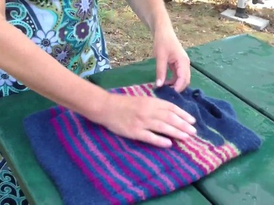 Hand-felting a Knitted Bag with Lucy Neatby