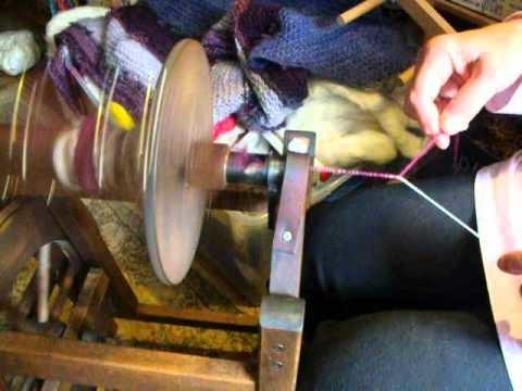 Pamsfiber Video-Core spinning with yarn beads 002