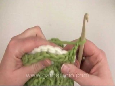 DROPS Crochet Tutorial: How to crochet a mushroom
