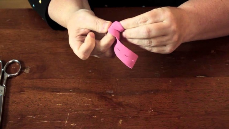 How to Make a Knotted Ponytail Holder : Cool & Functional Crafts