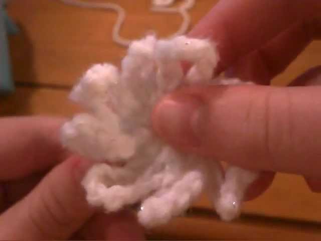 How To: Easy Crochet Flower Barrette