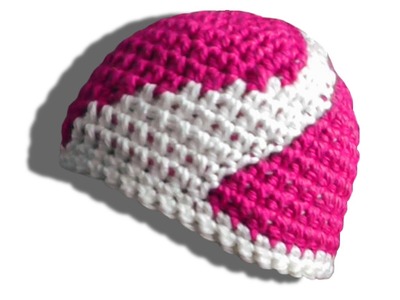 How to crochet a swirl hat for lefties - © Woolpedia