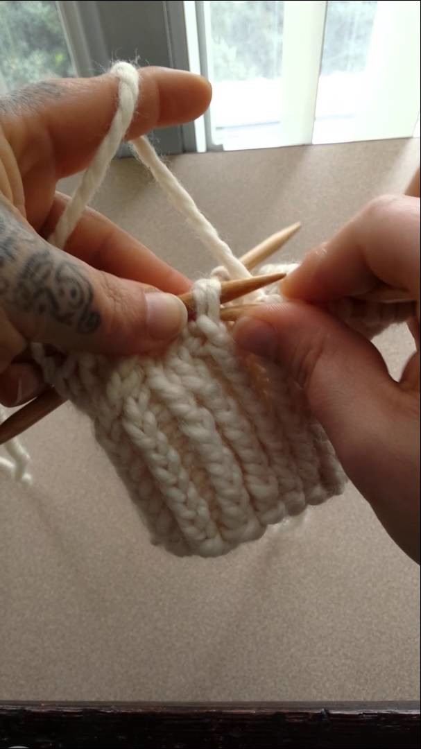 Knitting a right leaning twisted stitch decrease