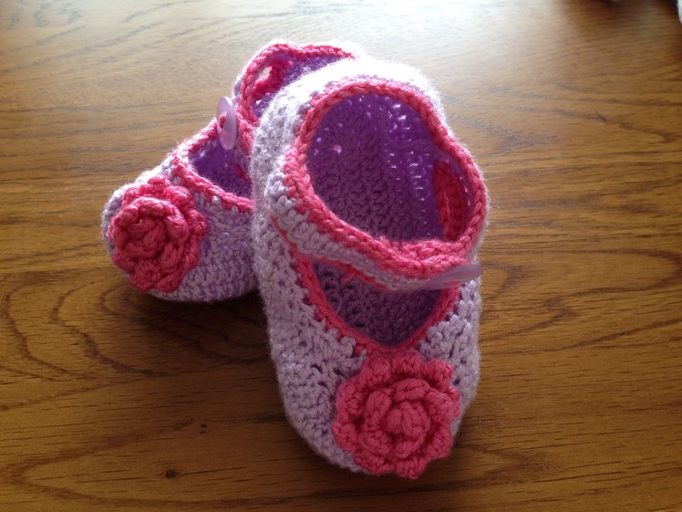 Crochet baby girl shoes