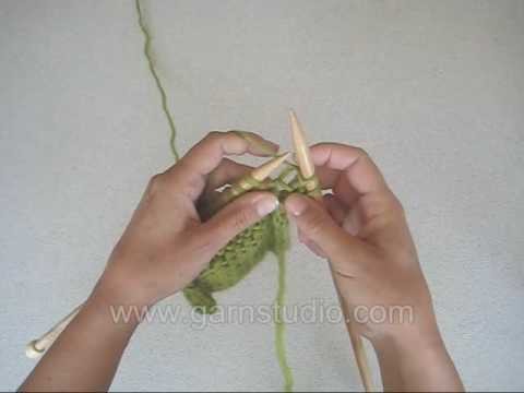 DROPS Knitting Tutorial: How to purl