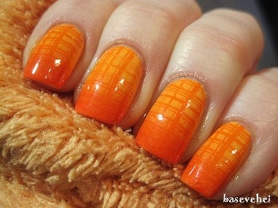 Grid stripes orange sponge gradient manicure - Ombre nails - wzory na paznokcie - Basevehei