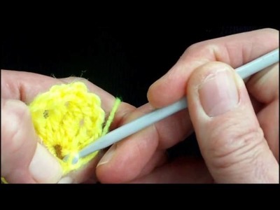 How to crochet a small bow tutorial
