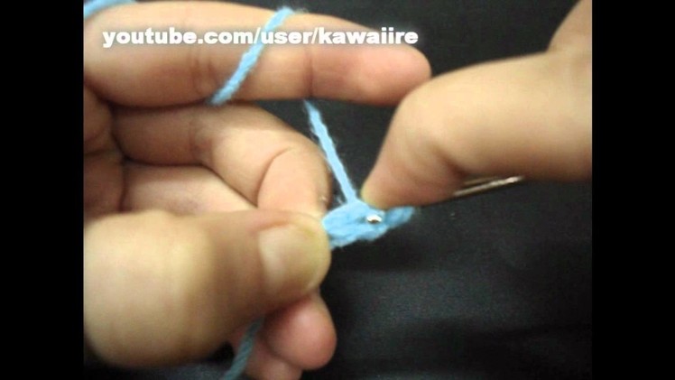 How to Crochet Small Bow (Right Hand)