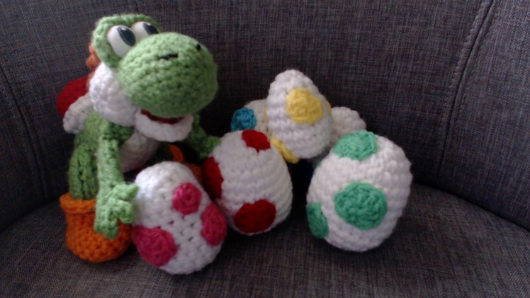Spotted Yoshi Egg Crochet Tutorial- Part 1
